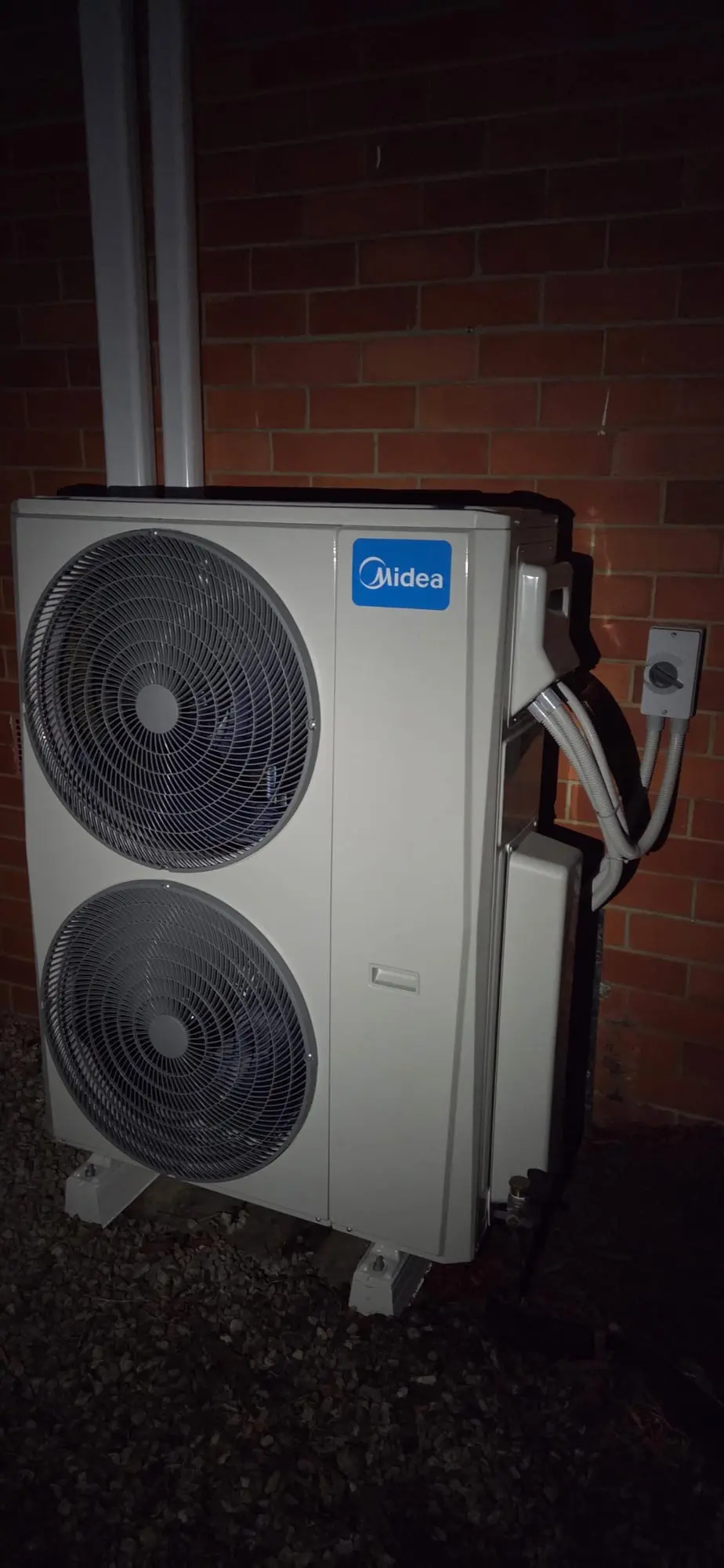 Residential Rinnai air conditioning installation in Melbourne