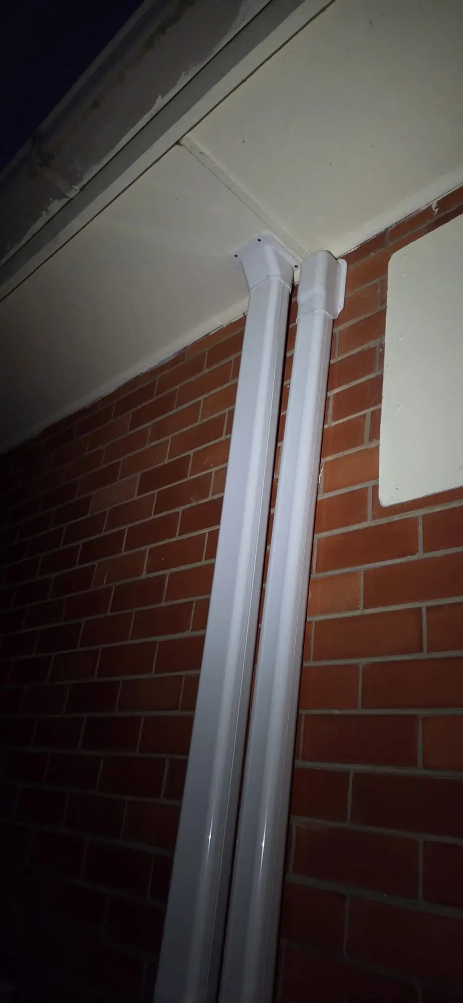Air conditioning outdoor unit and pipe installation Melbourne