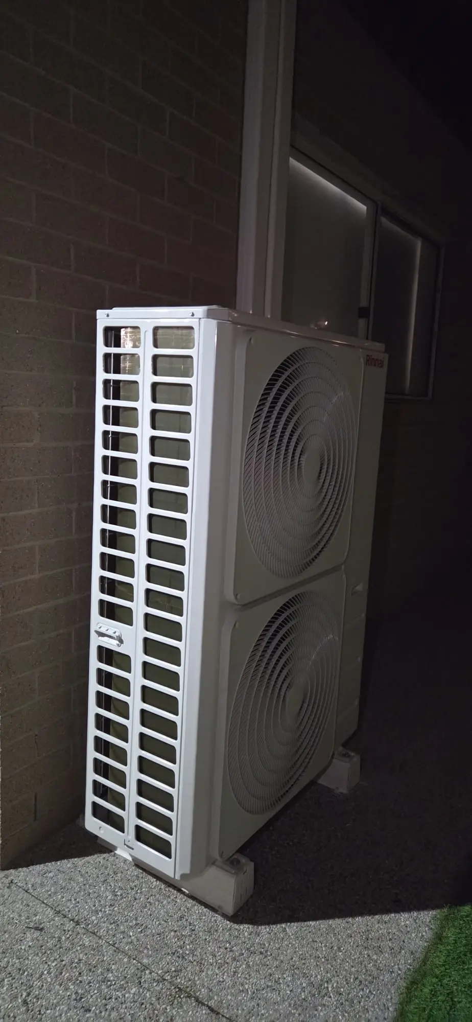 Air conditioning refrigerant pipework Melbourne